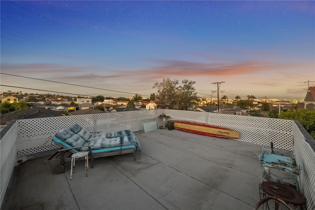 1178 W 18th Street
