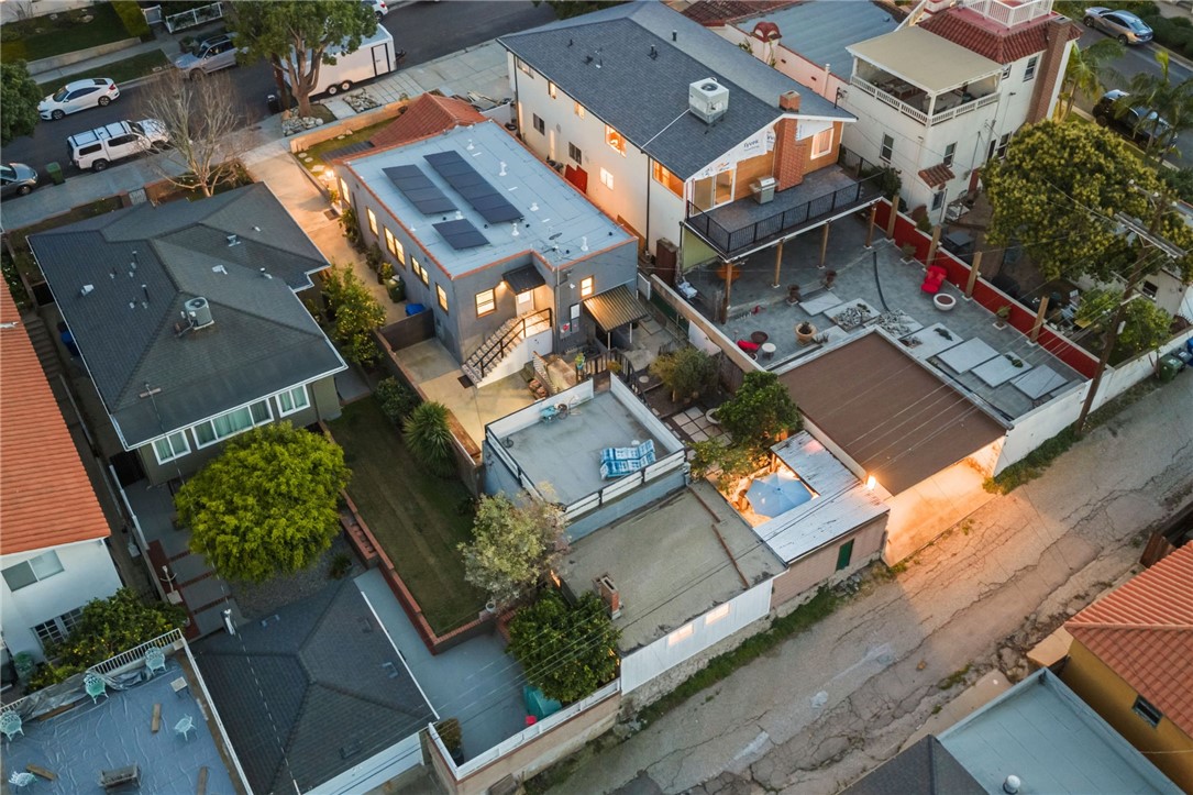1178 W 18th Street