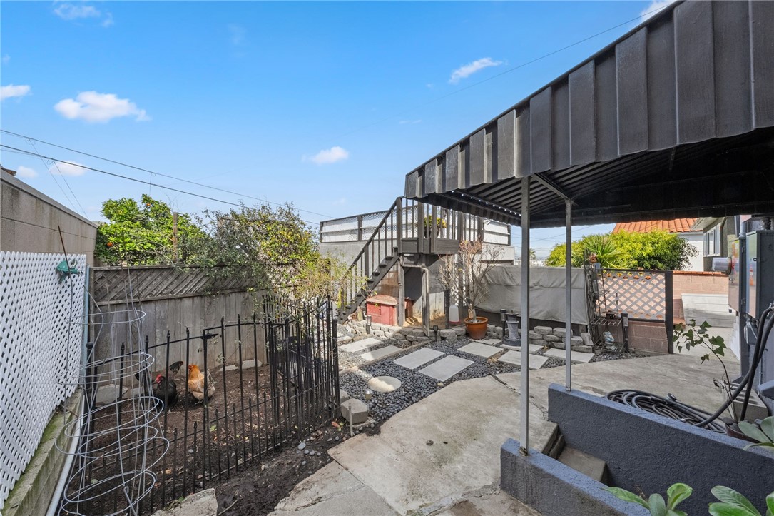 1178 W 18th Street