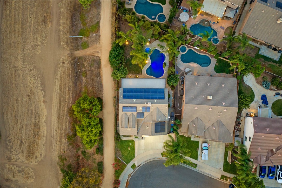 33562 Delphinium Lane