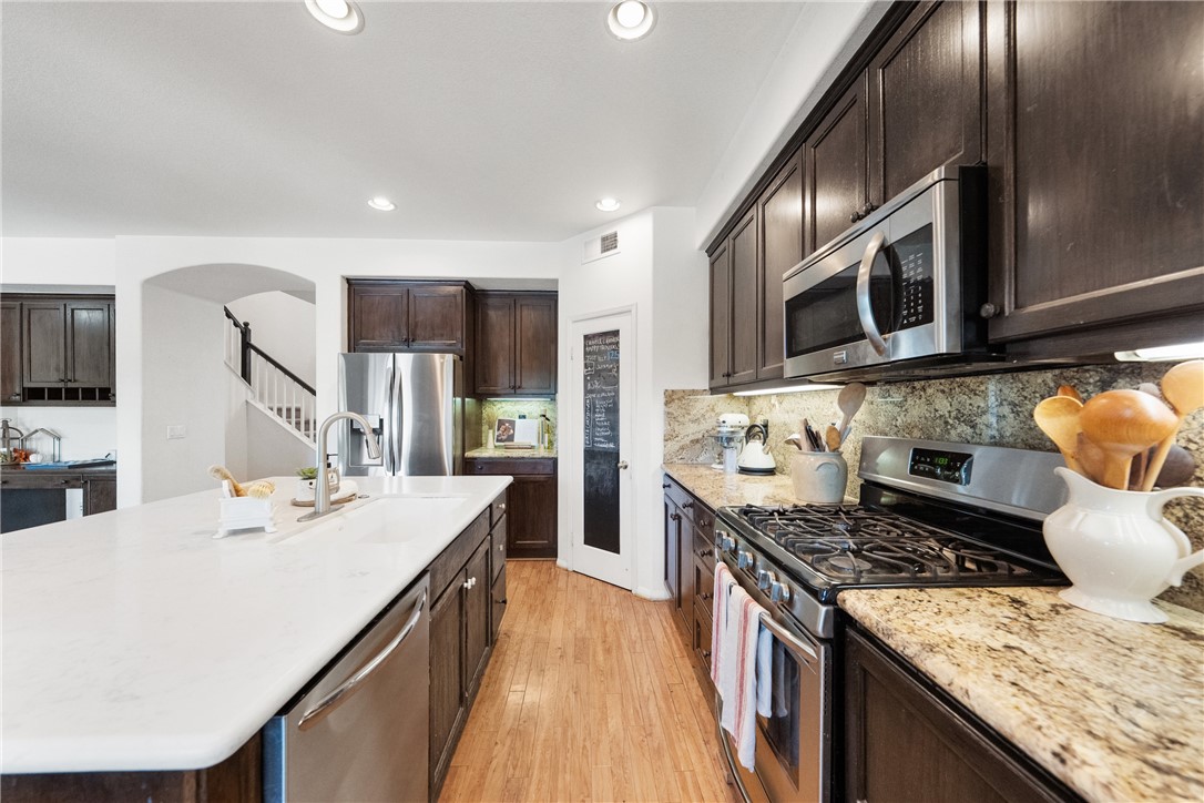 33562 Delphinium Lane