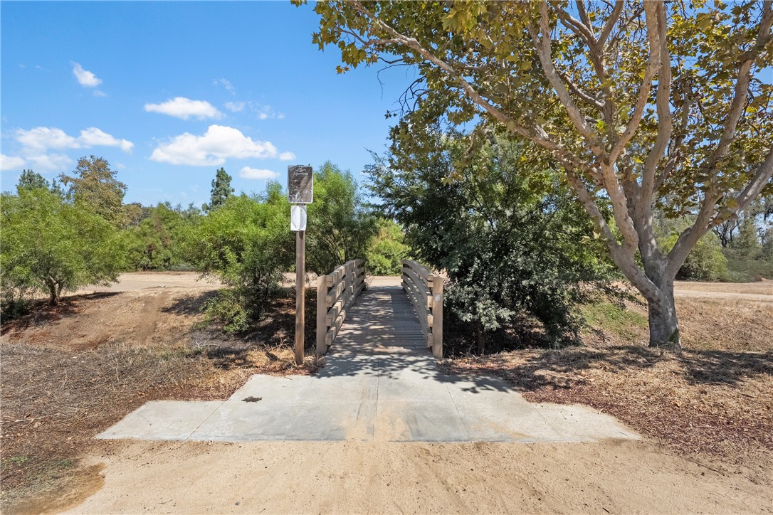 33562 Delphinium Lane