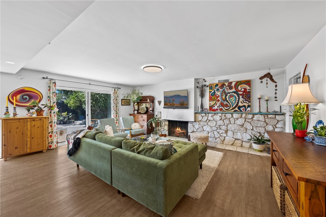 1408 E Fairway Dr