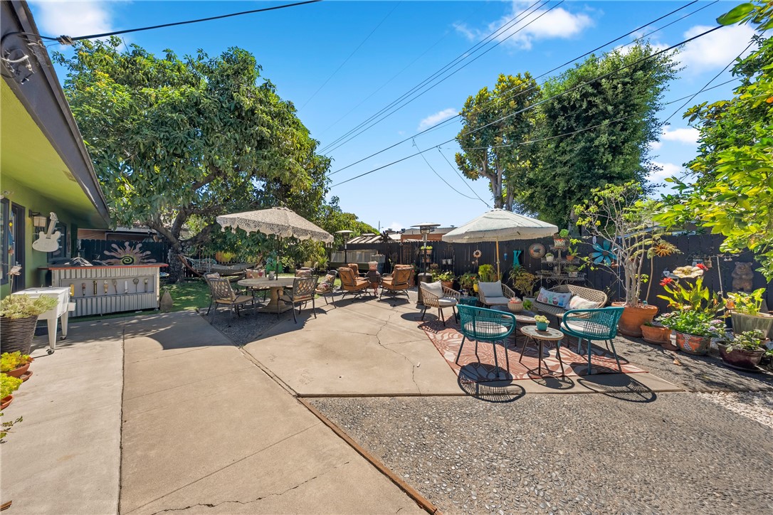 1408 E Fairway Dr