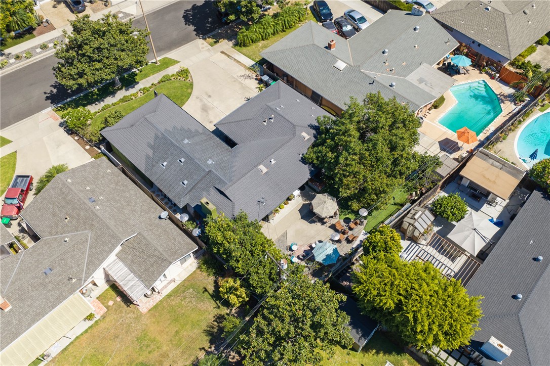1408 E Fairway Dr
