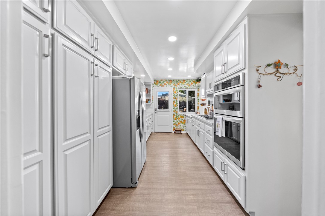 1408 E Fairway Dr