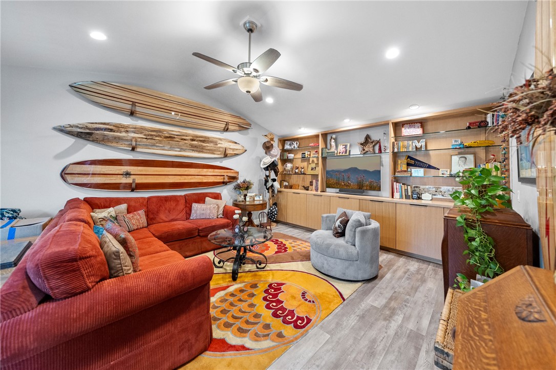 1408 E Fairway Dr