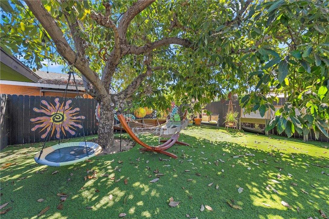 1408 E Fairway Dr