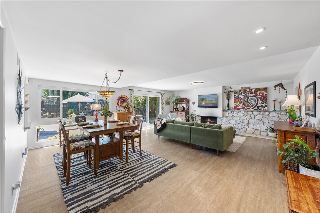 1408 E Fairway Dr