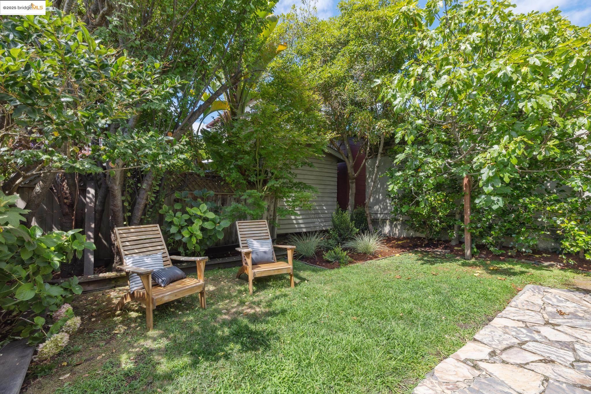 1071 Harvard Rd