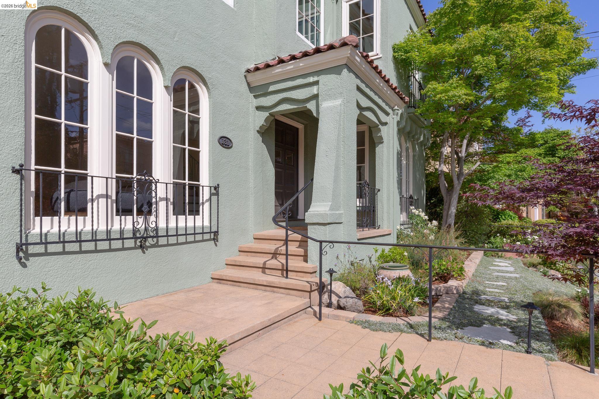131 Waldo Ave