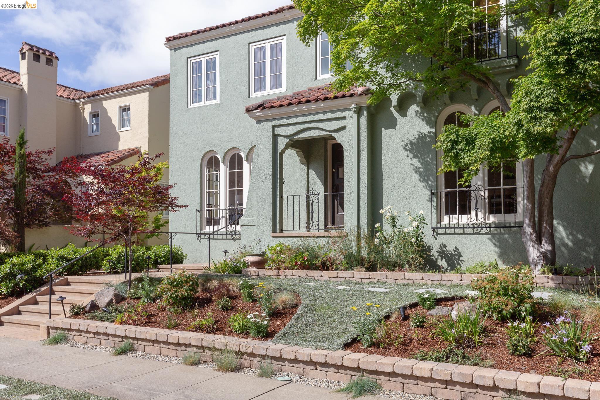 131 Waldo Ave