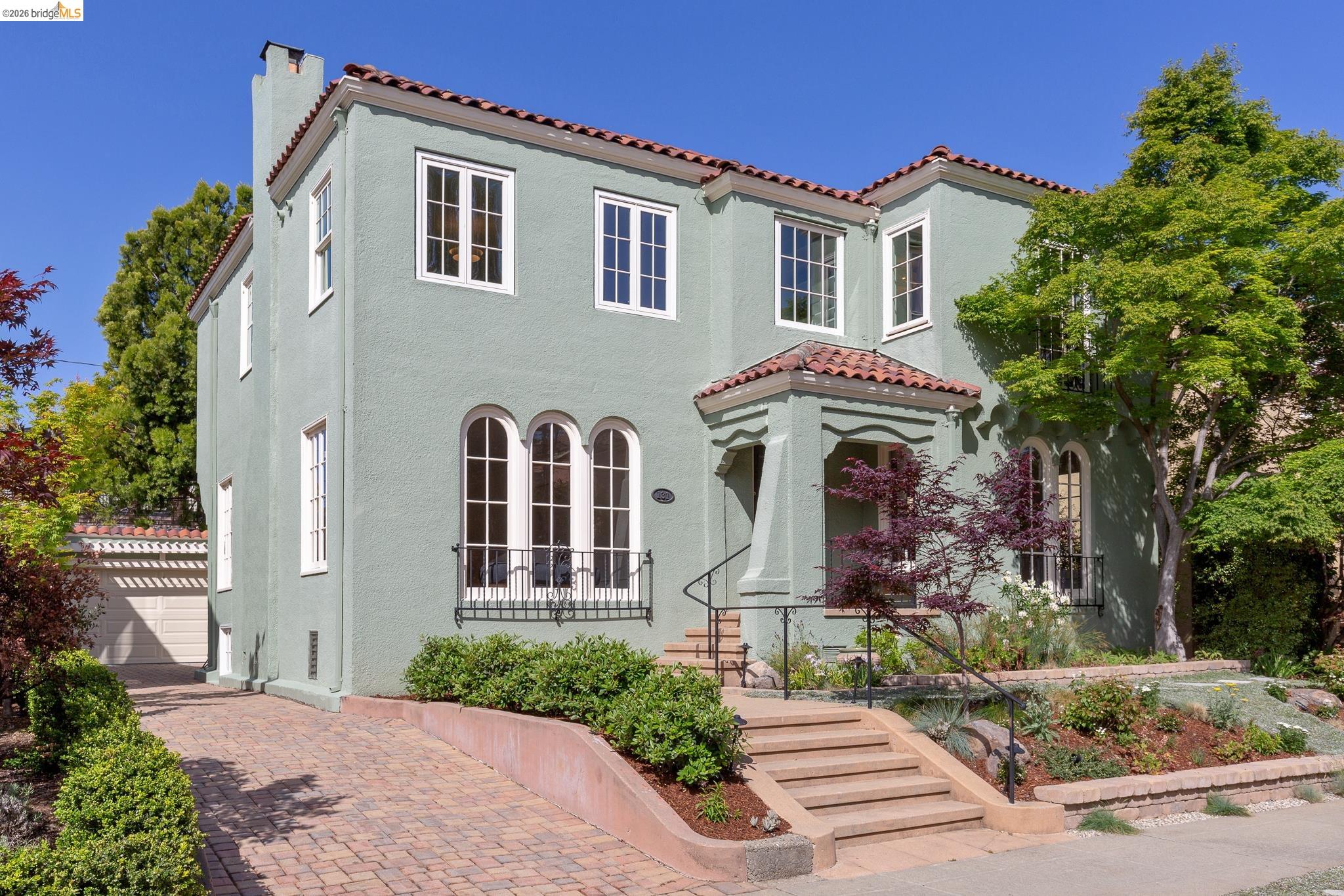 131 Waldo Ave