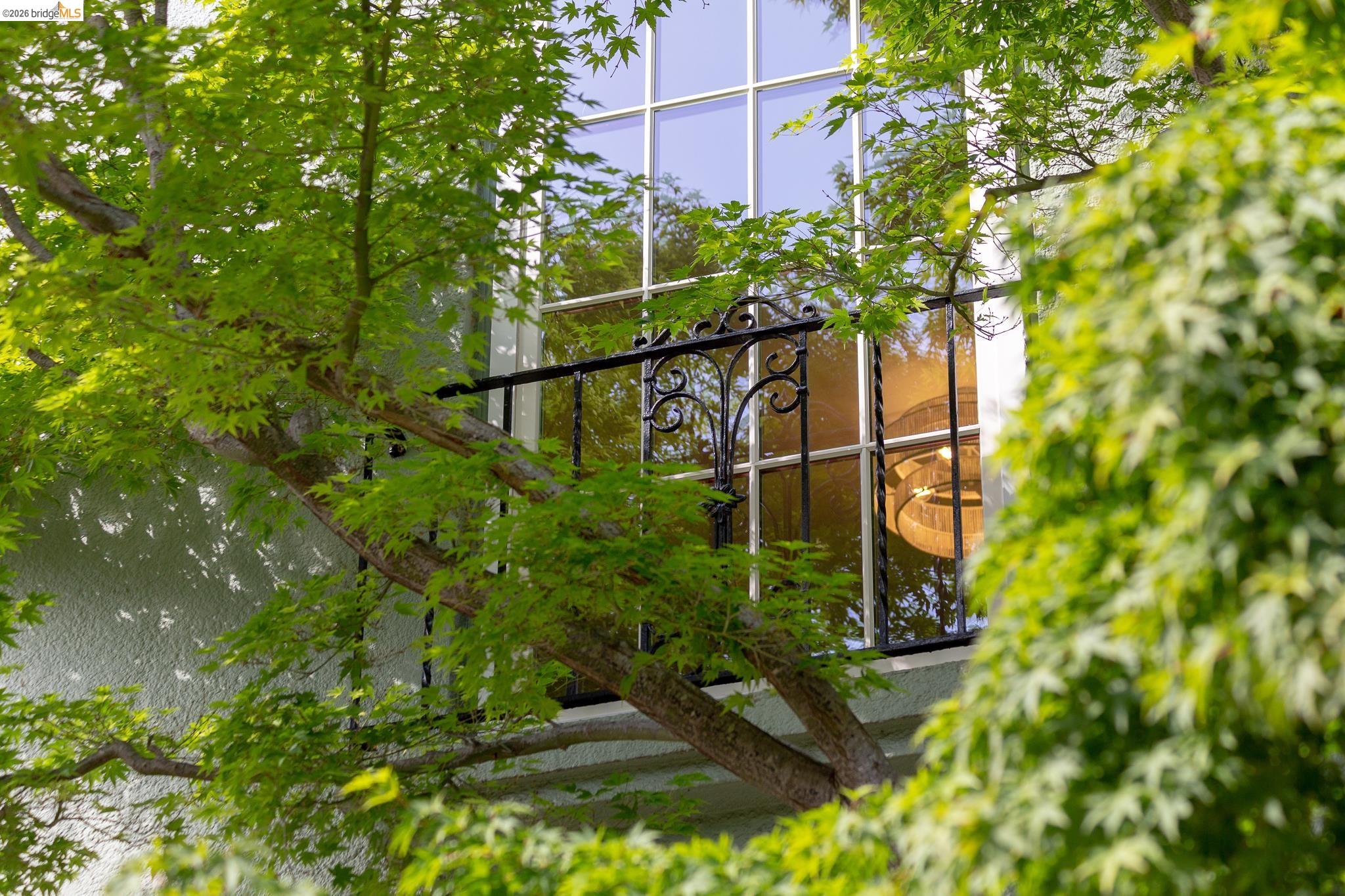 131 Waldo Ave