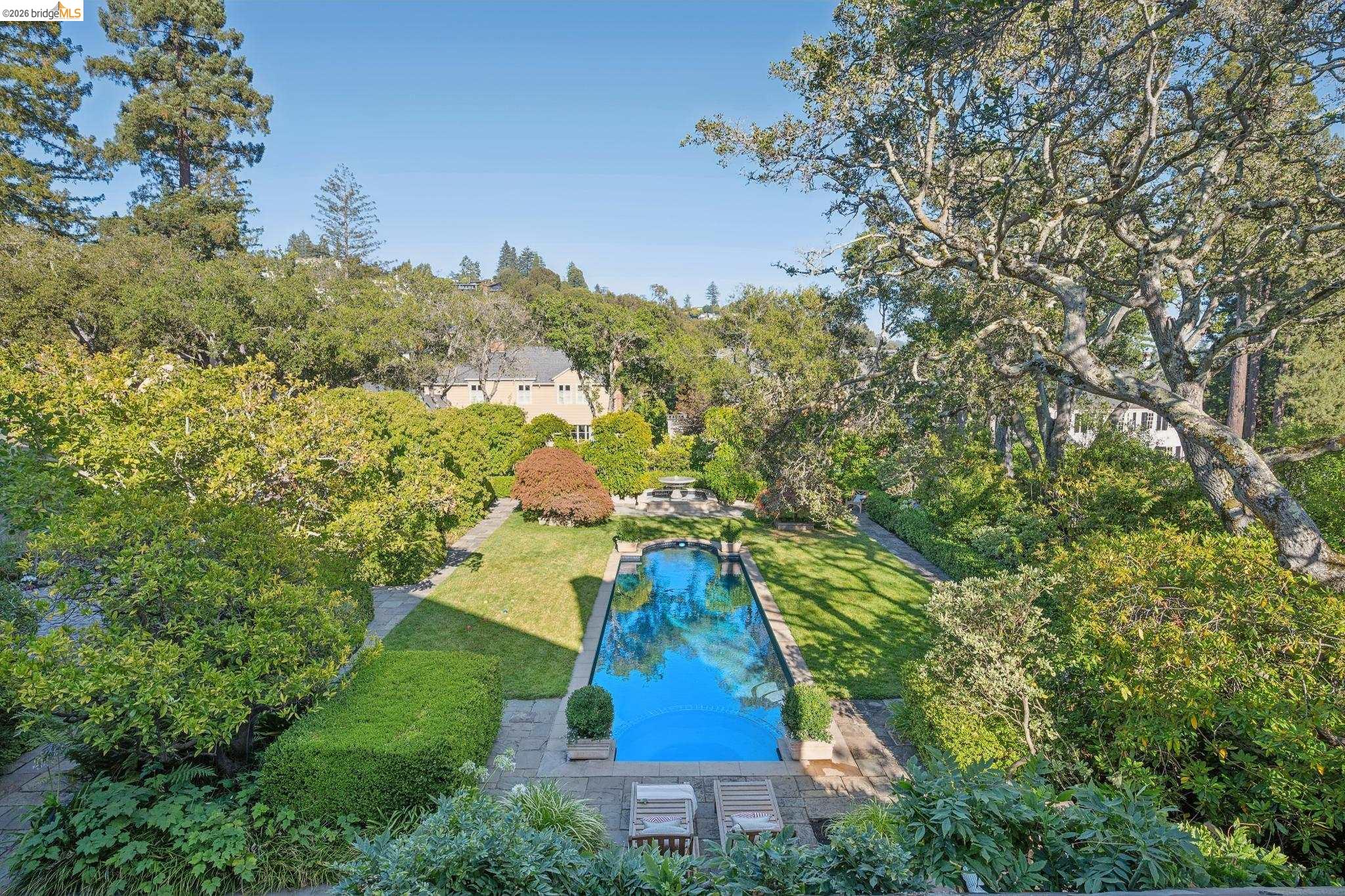 52 Glen Alpine Rd