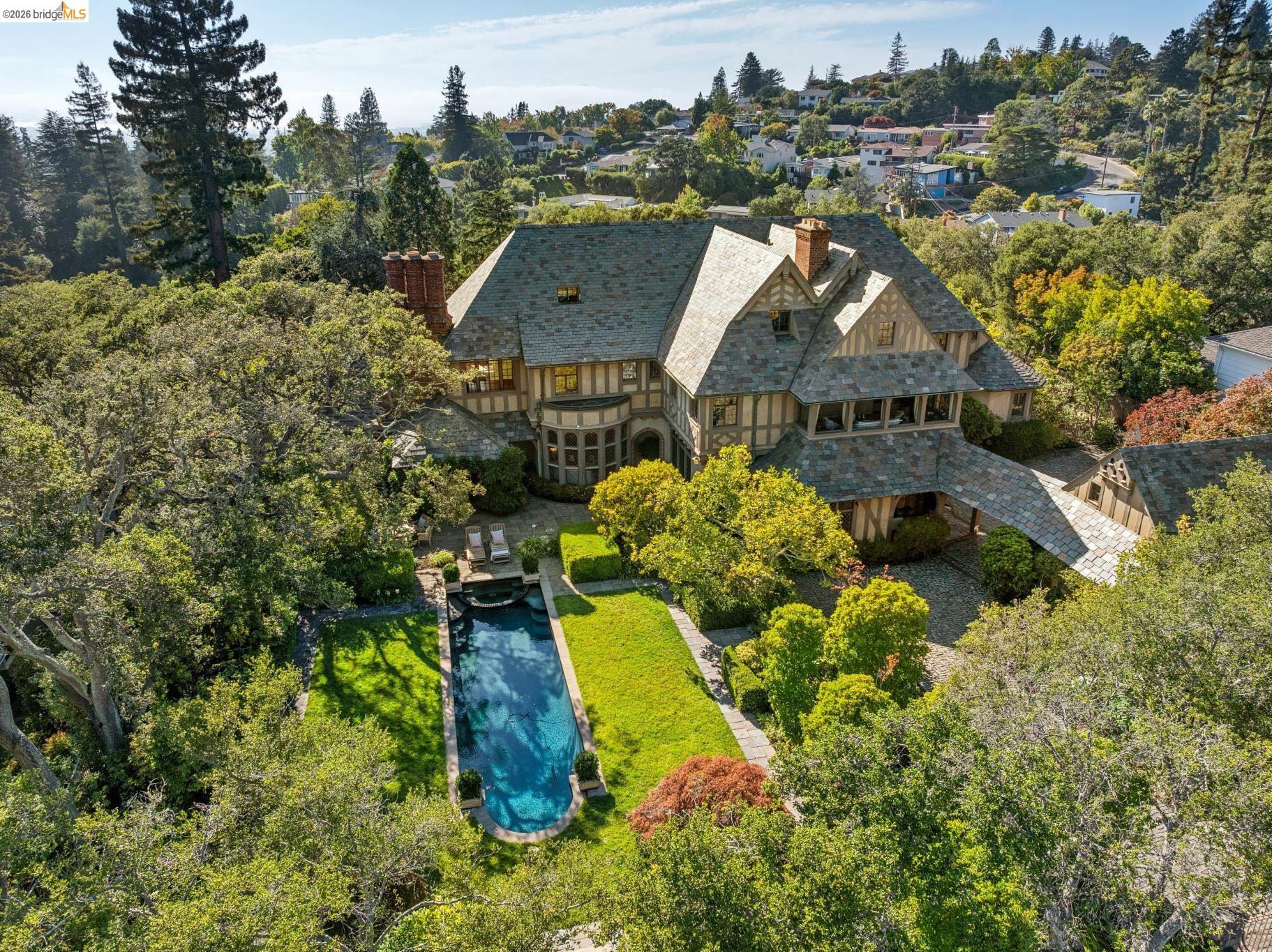52 Glen Alpine Rd
