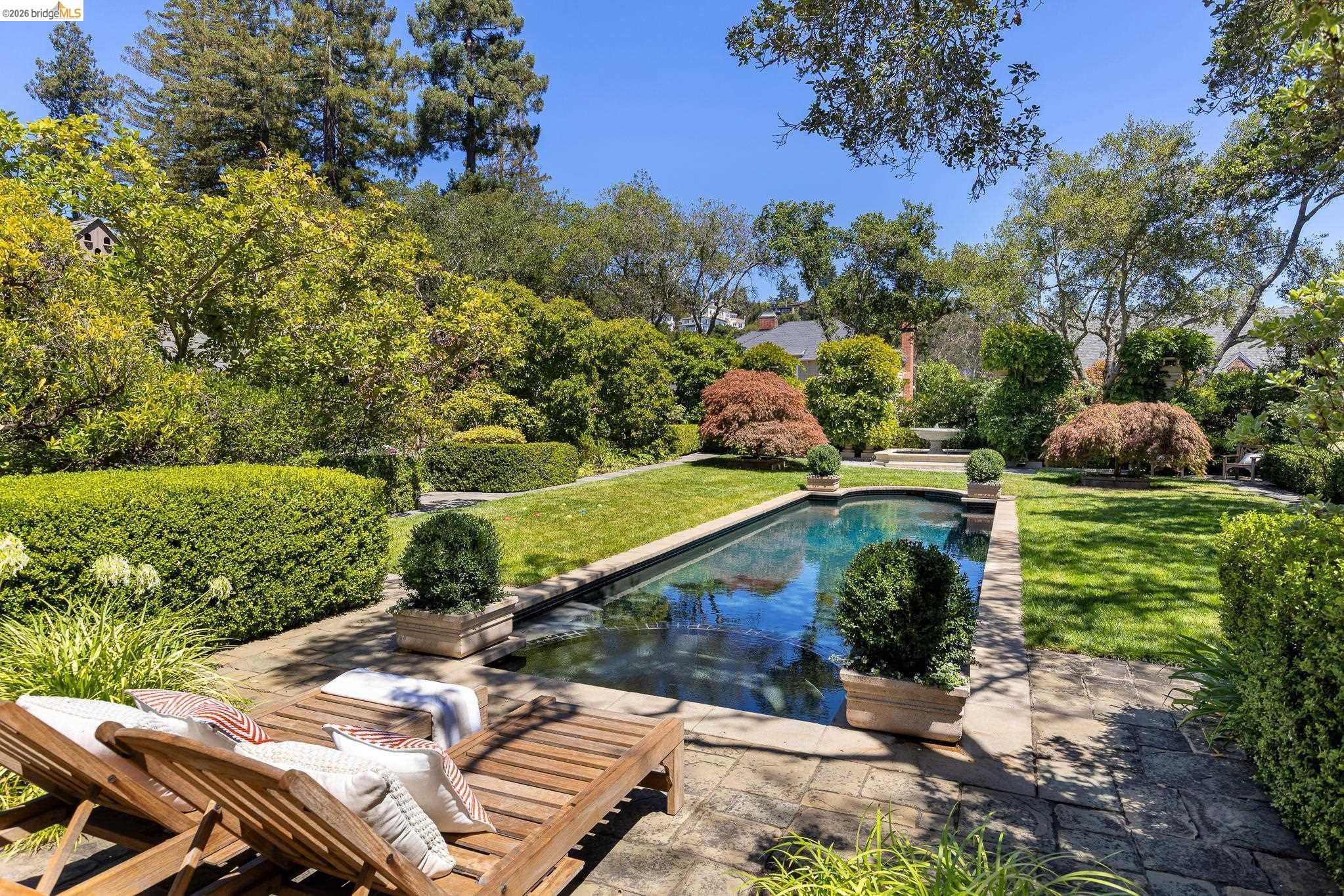 52 Glen Alpine Rd