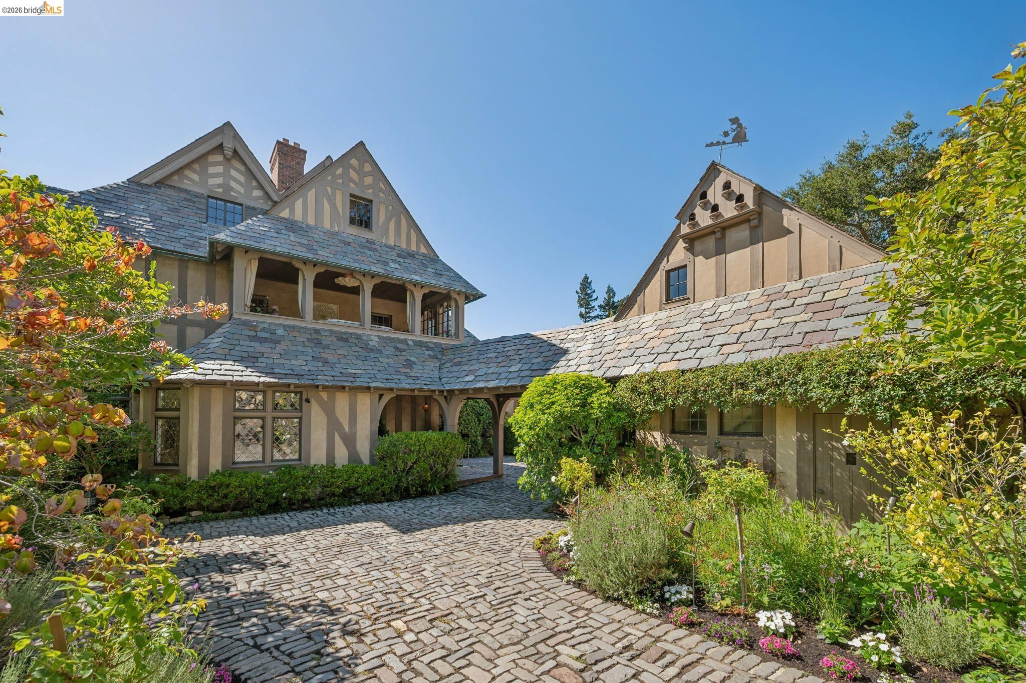 52 Glen Alpine Rd