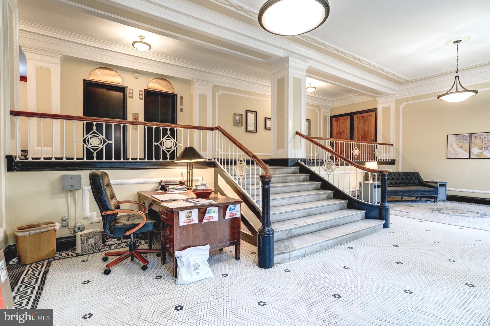 1725 17th STREET NW Unit: 108
