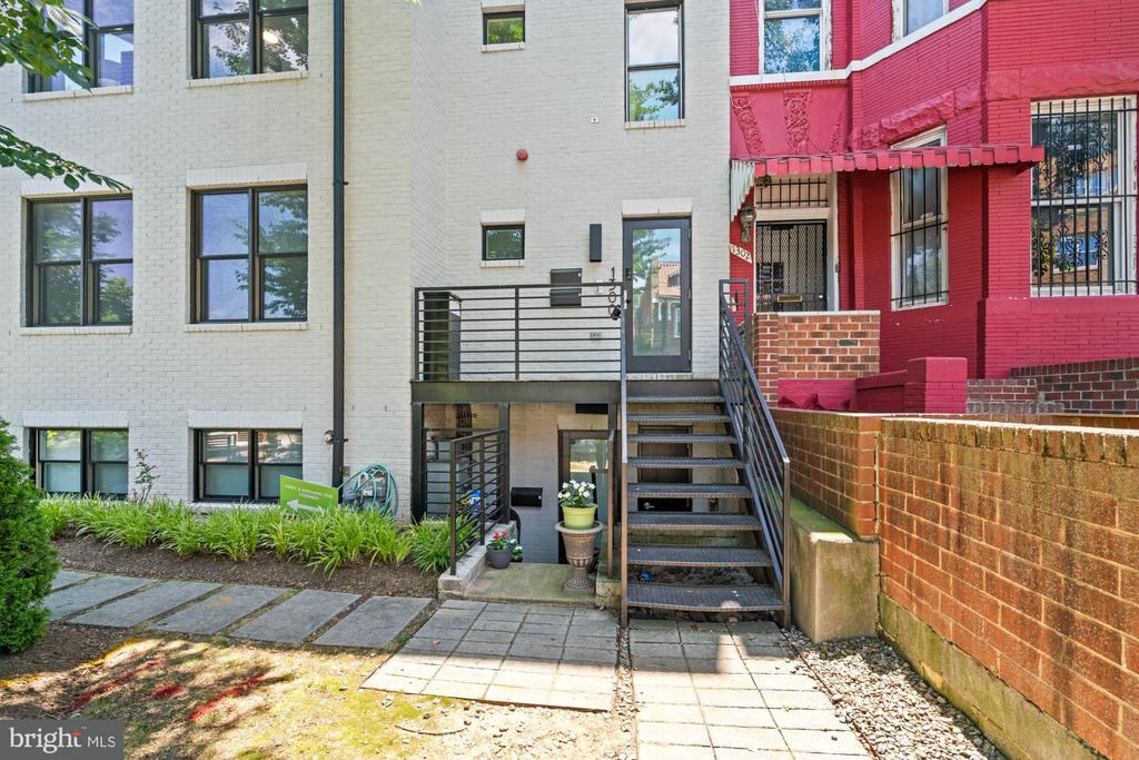 1300 Park Rd NW #3