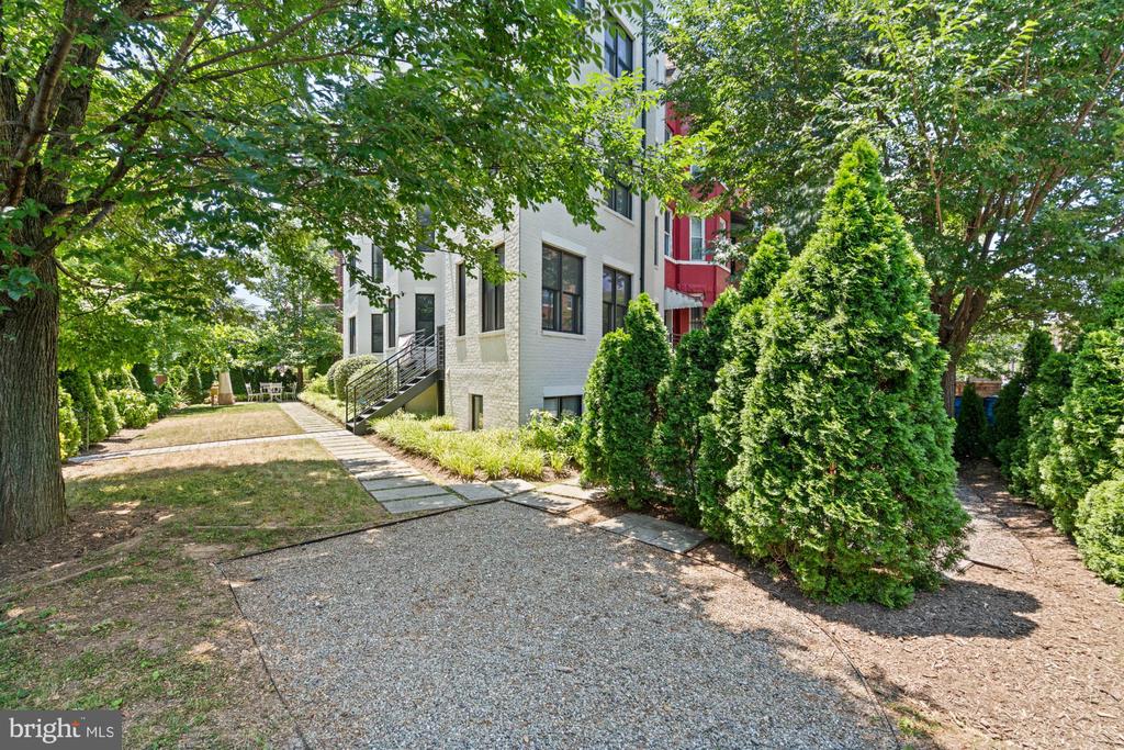 1300 Park Rd NW #3