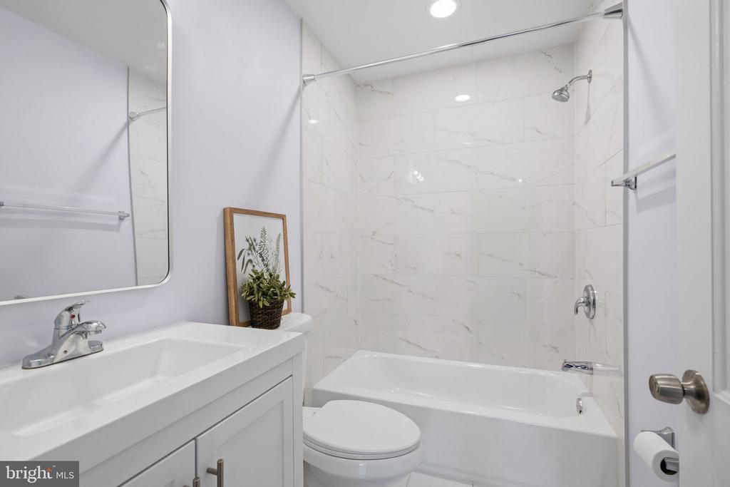 6031 INWOOD