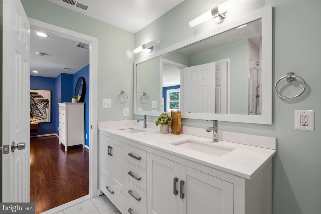 6031 INWOOD