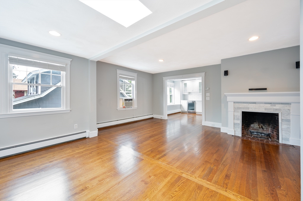 158 Pine St