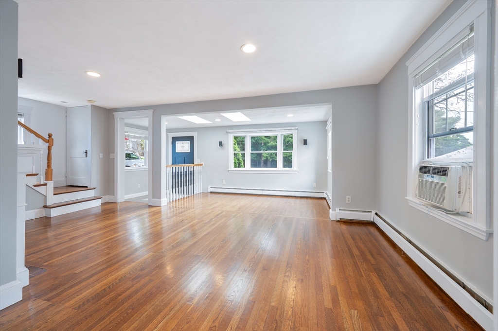 158 Pine St