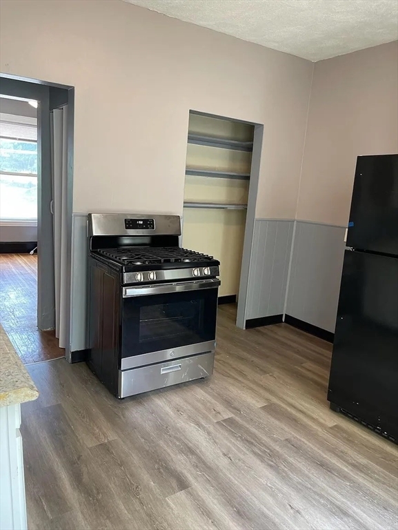 57 Cushing Ave # 2