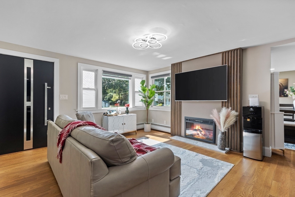 117 Eleanor Dr.