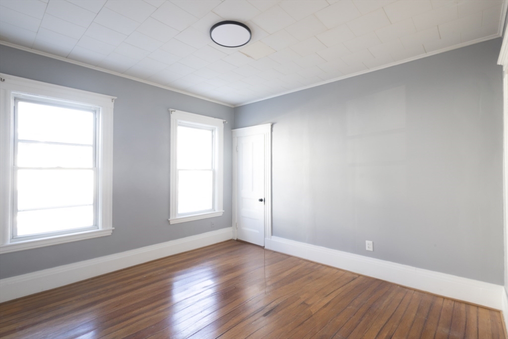 33 Greenbrier St. # 1