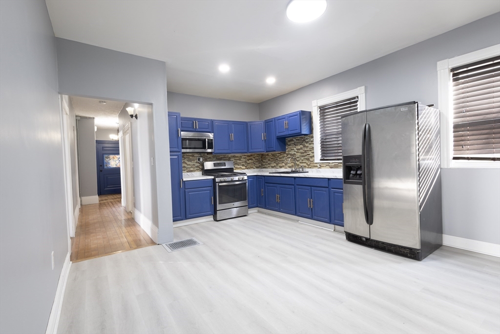 33 Greenbrier St. # 1
