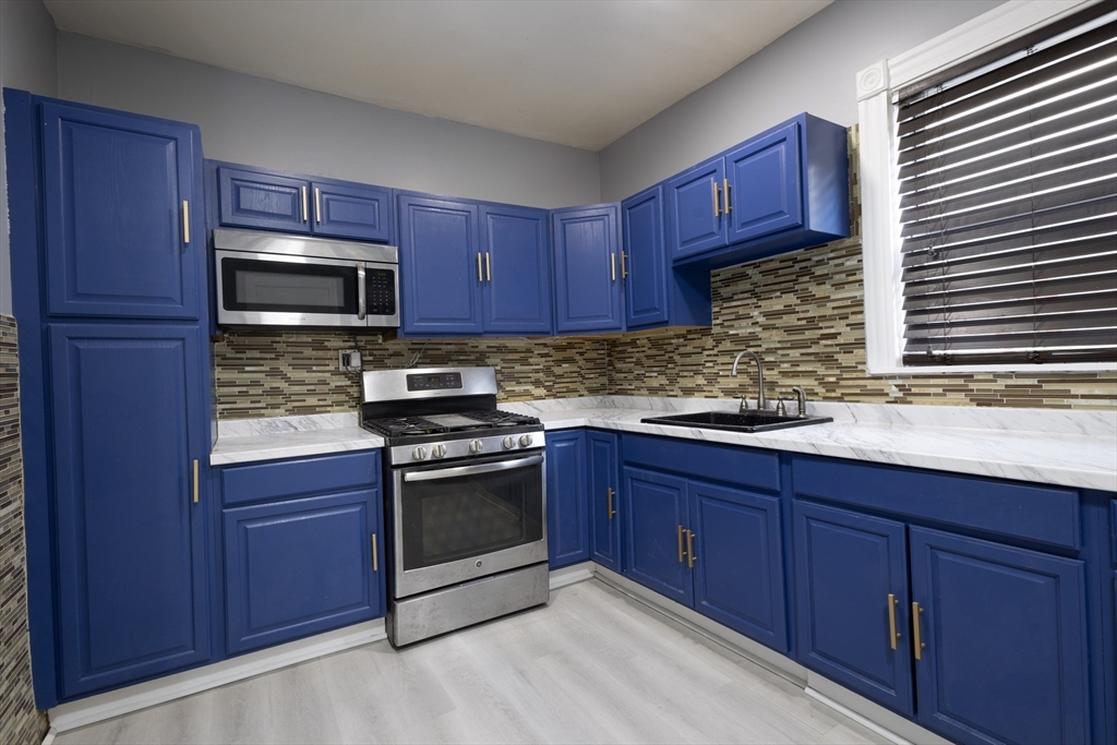 33 Greenbrier St. # 1