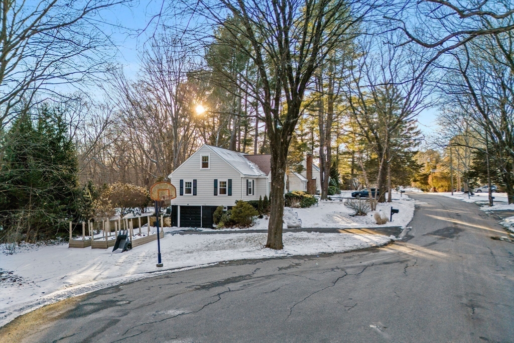 13 Valley View Rd
