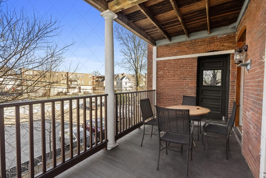 502 Talbot Ave # 2