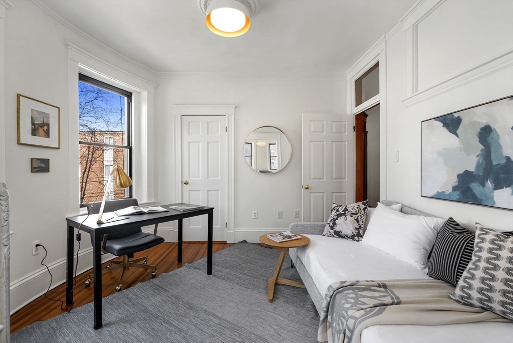 502 Talbot Ave # 2