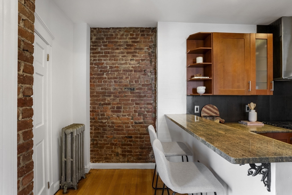 502 Talbot Ave # 2