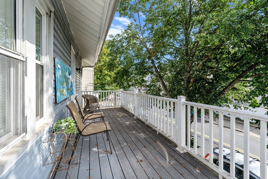 28 Chestnut St. # 2