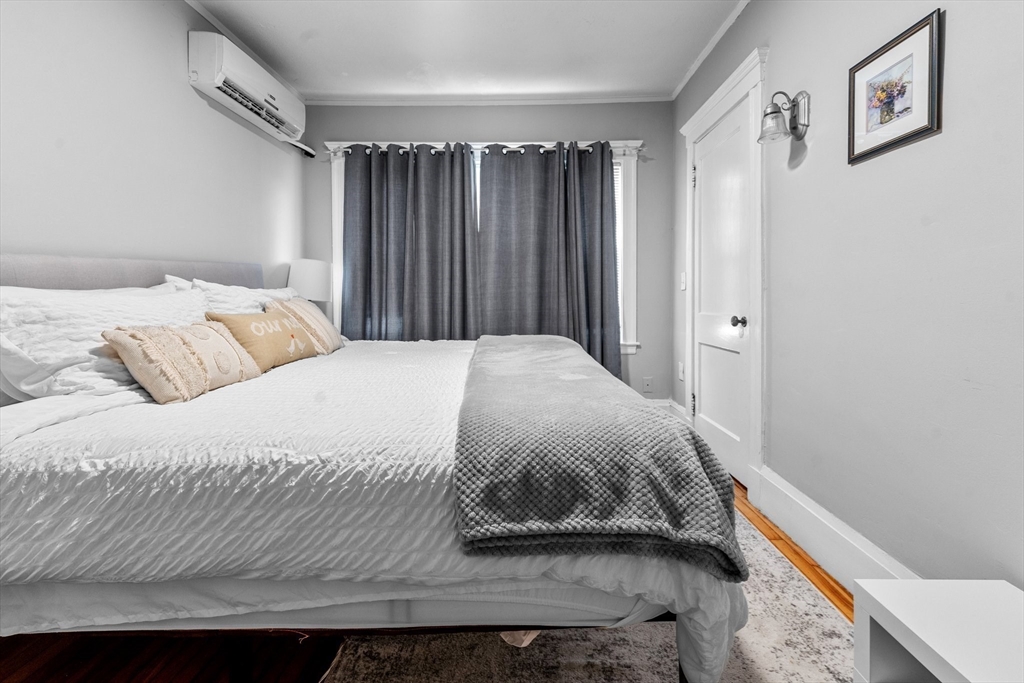 28 Chestnut St. # 2