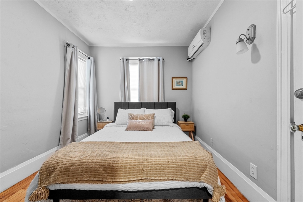 28 Chestnut St. # 2