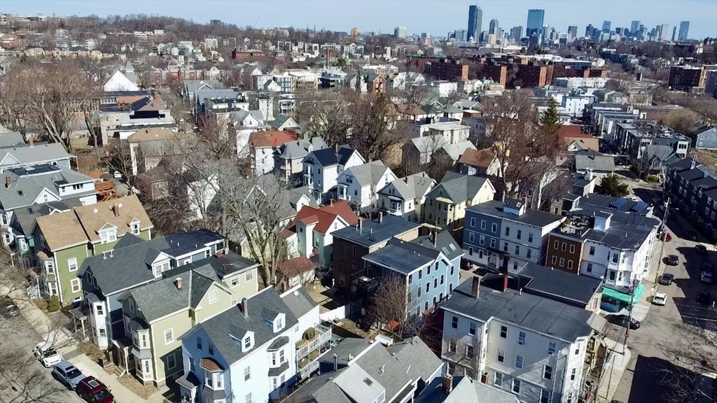 84 Wyman St