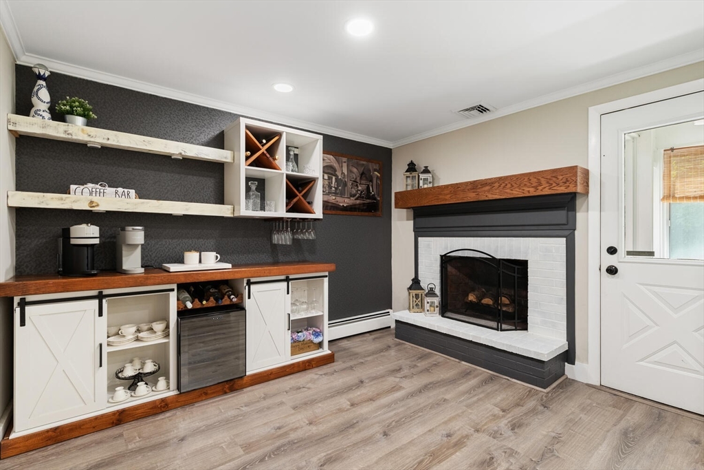84 Hill St