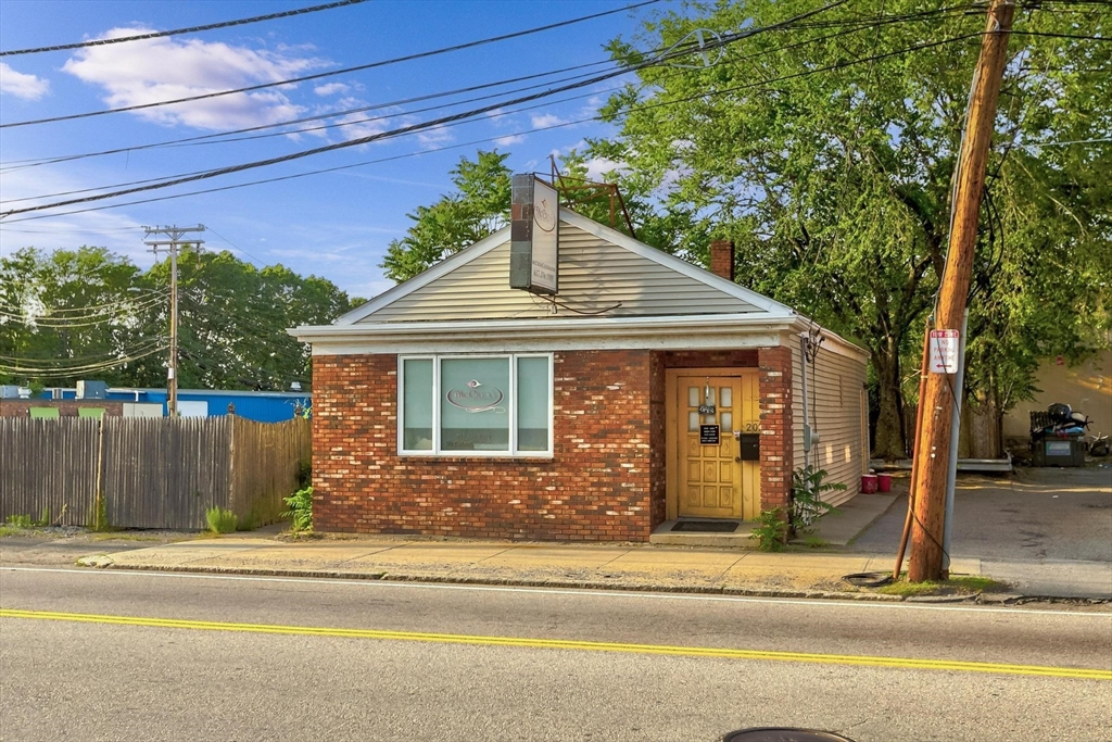 202 Neponset Valley Pkwy