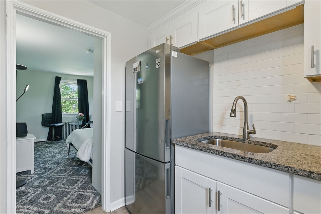 42 Newman Rd # 3