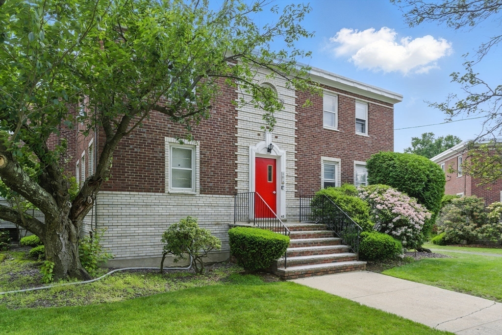 42 Newman Rd # 3