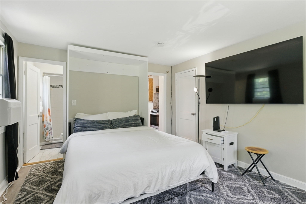 42 Newman Rd # 3