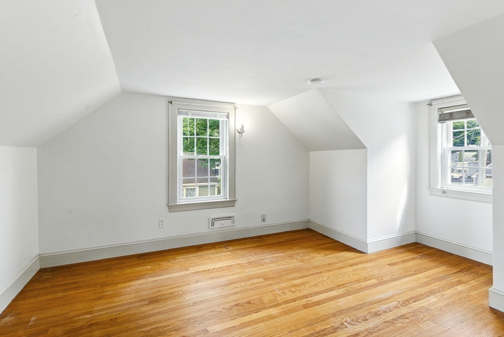 24 Oliver St