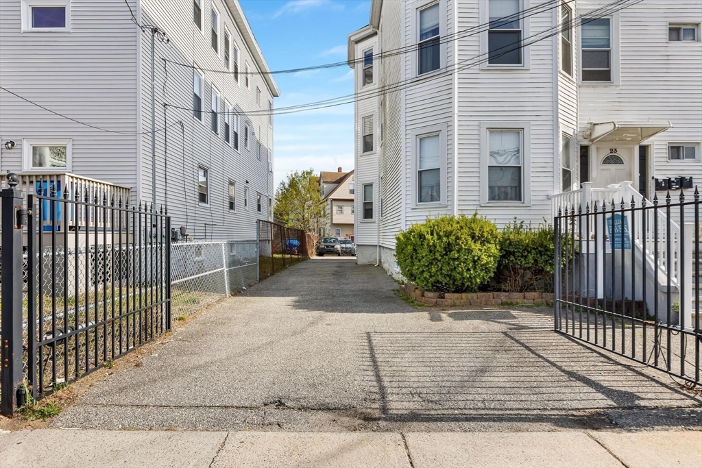 23 Trident Ave # 2