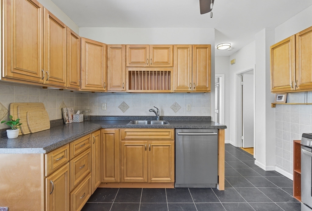 20 Rice St # 2